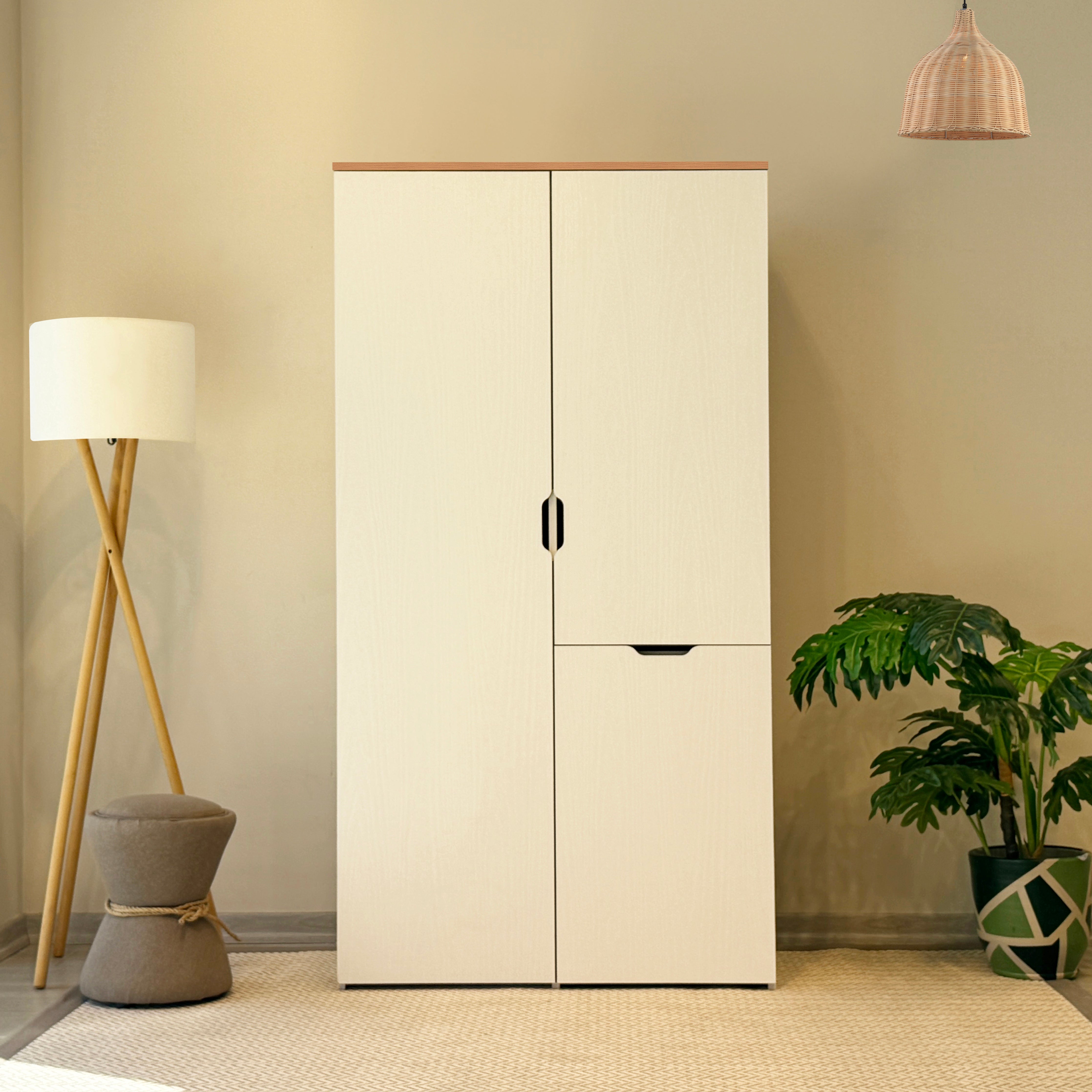 NOVA KATLANABILIR ÇALISMA MASALI GARDIROP KARİNA SEDEF